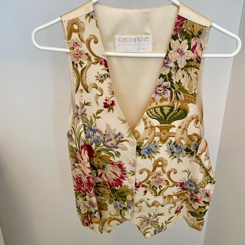 Petite Vintage Floral Patterned Vest